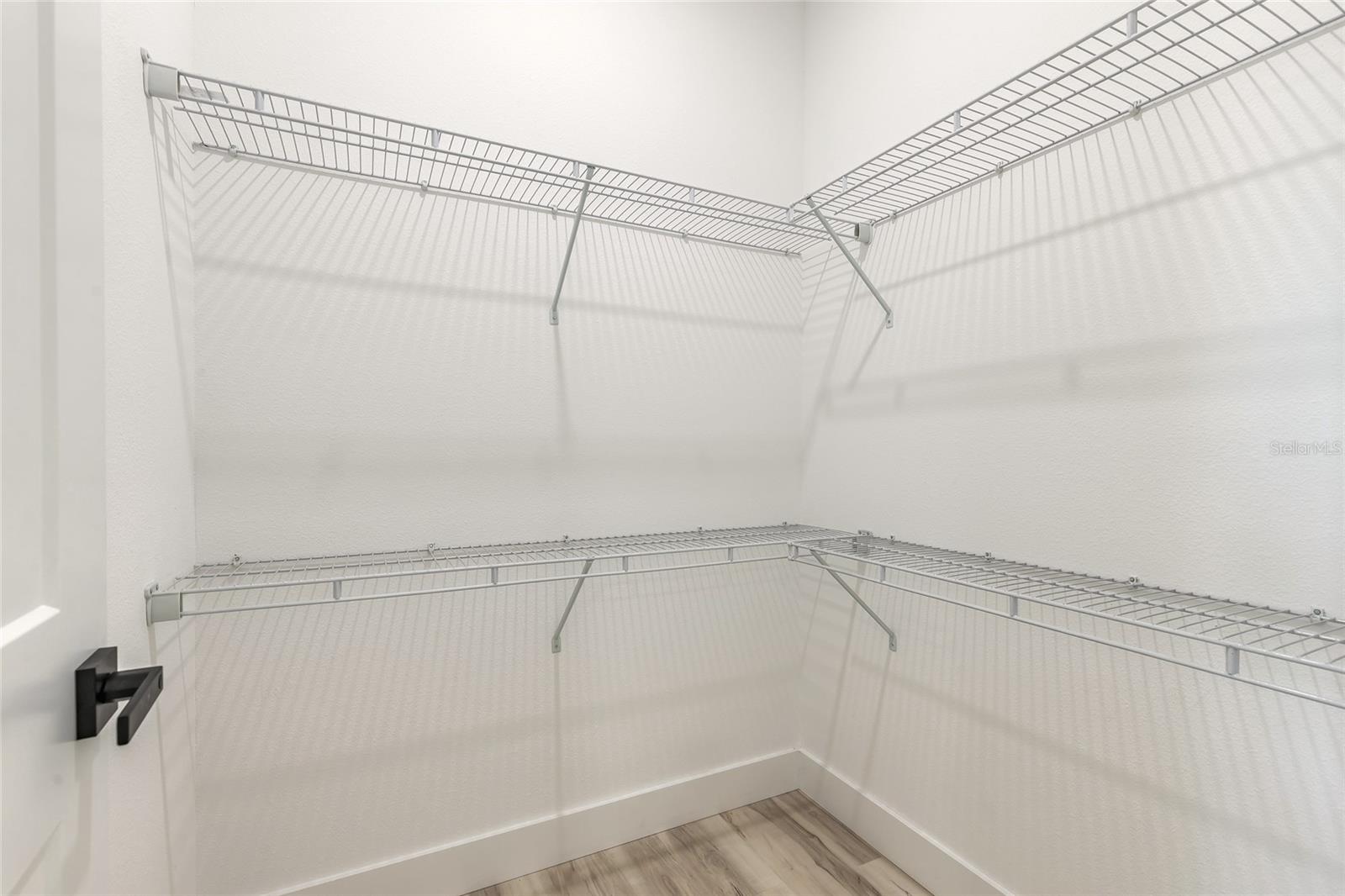 Image 19 of 37 For 1991 Cedar Street