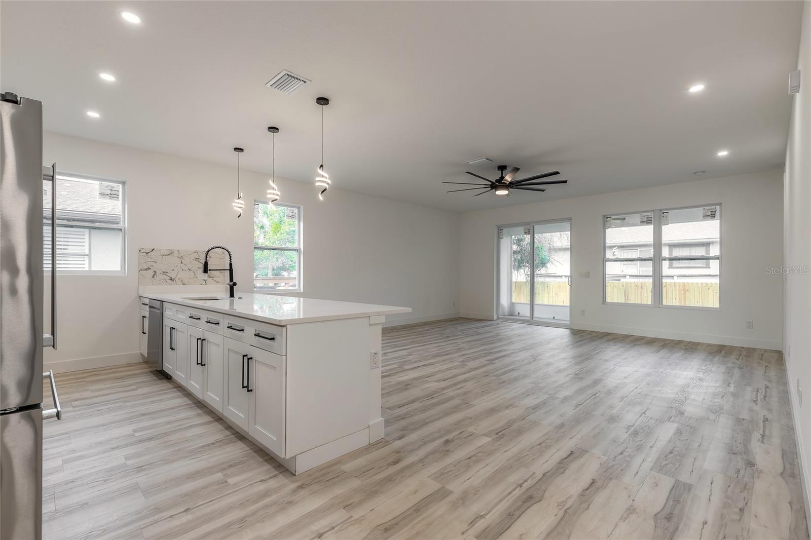 Image 6 of 37 For 1991 Cedar Street