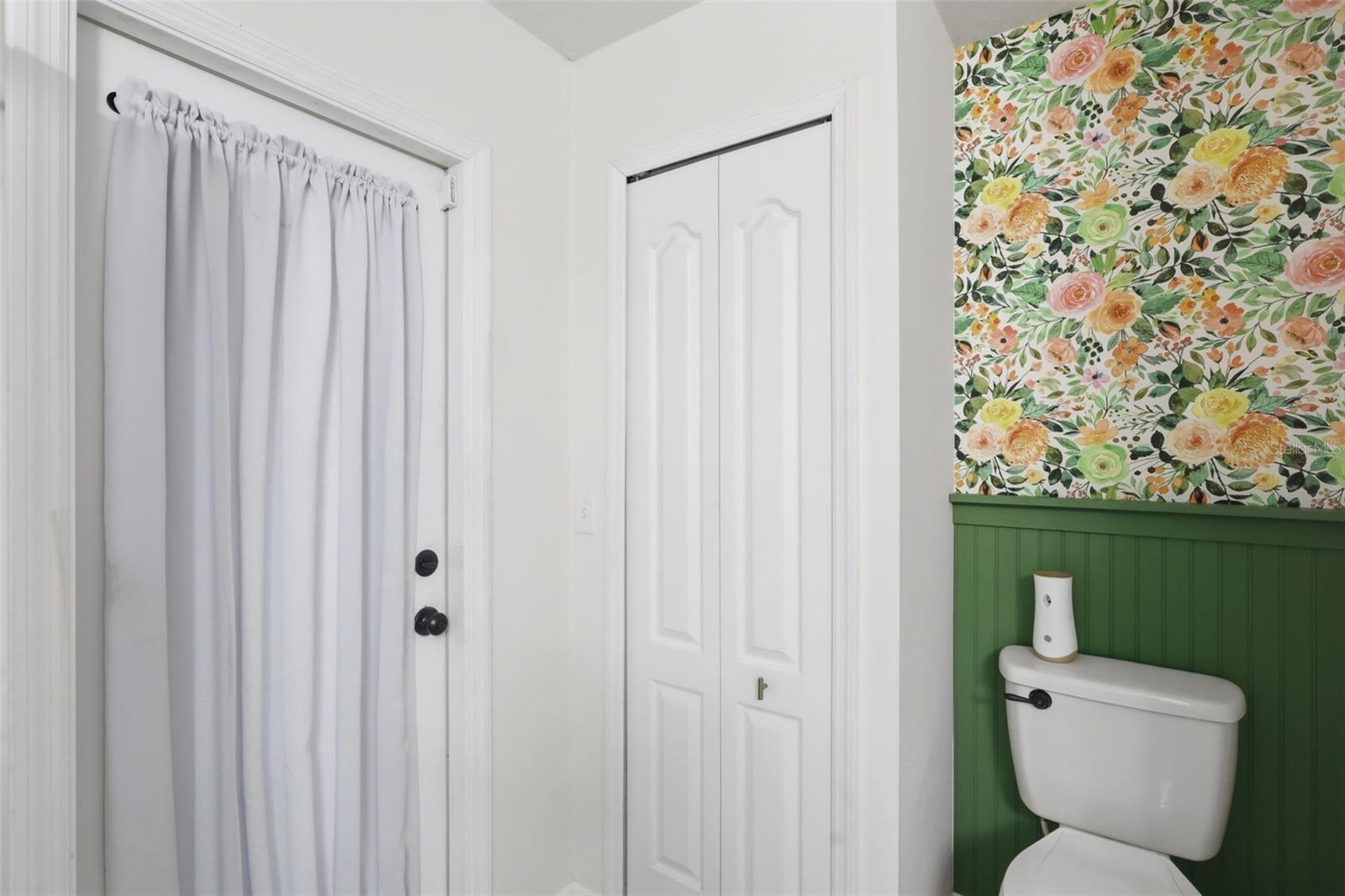 Image 15 of 70 For 1925 Pine Court