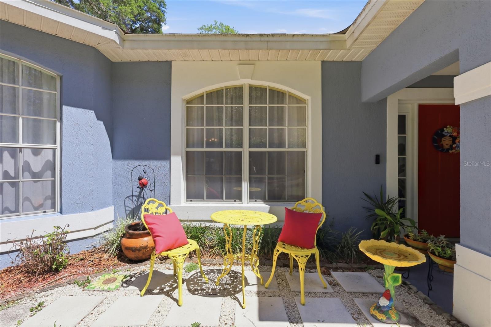 Image 5 of 70 For 1925 Pine Court