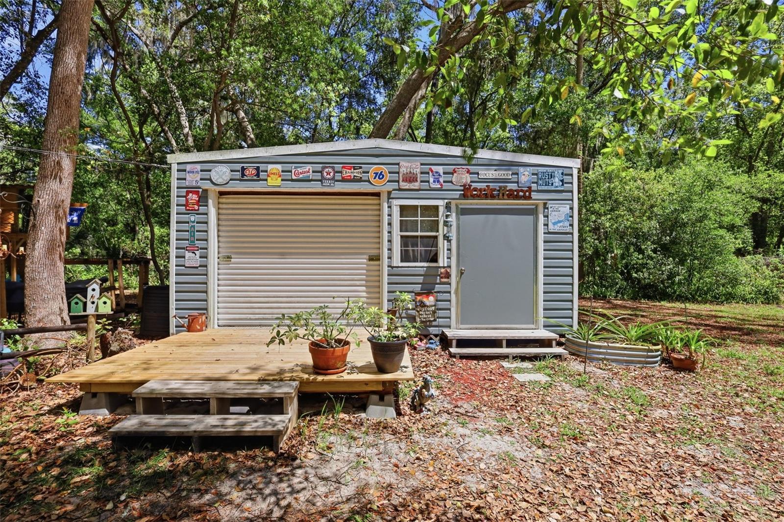 Image 59 of 70 For 1925 Pine Court