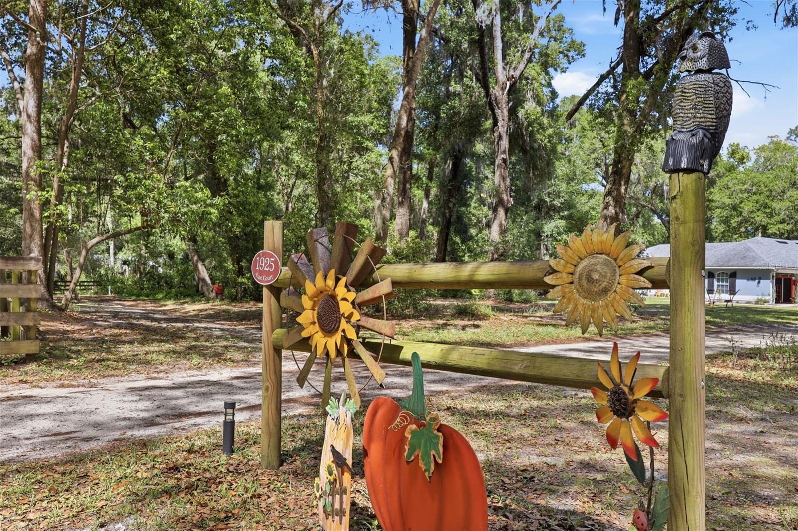 Image 66 of 70 For 1925 Pine Court