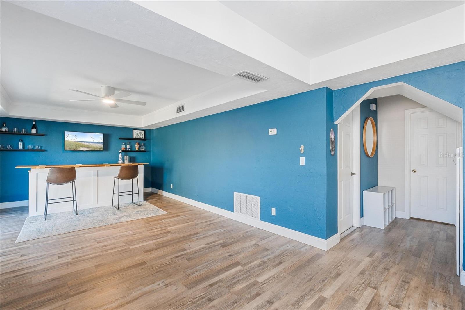 Image 17 of 48 For 1197 Southfork Court