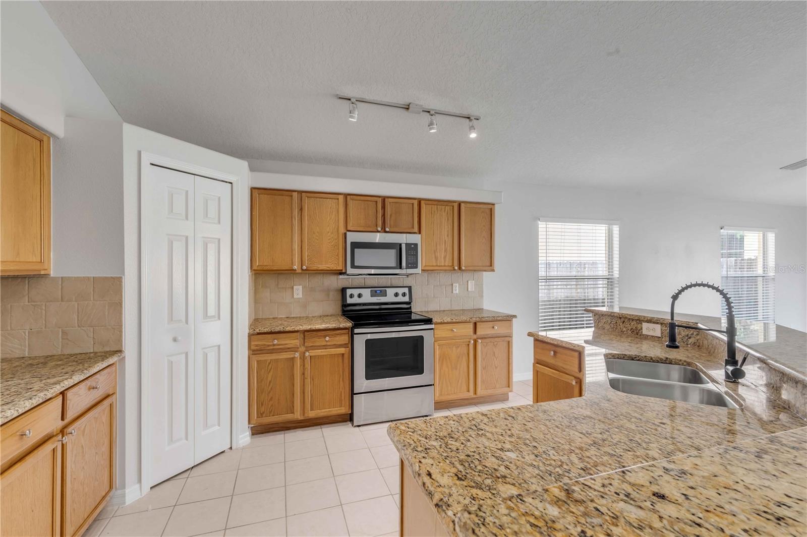 Image 10 of 32 For 2113 Falkner Road