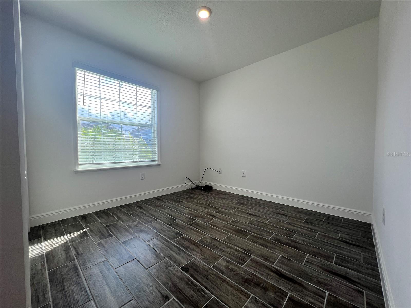 Image 17 of 22 For 301 Jackson Loop