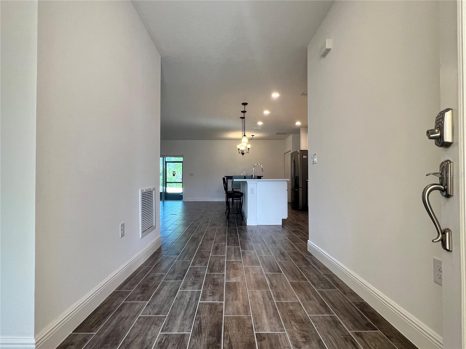 Image 3 of 22 For 301 Jackson Loop