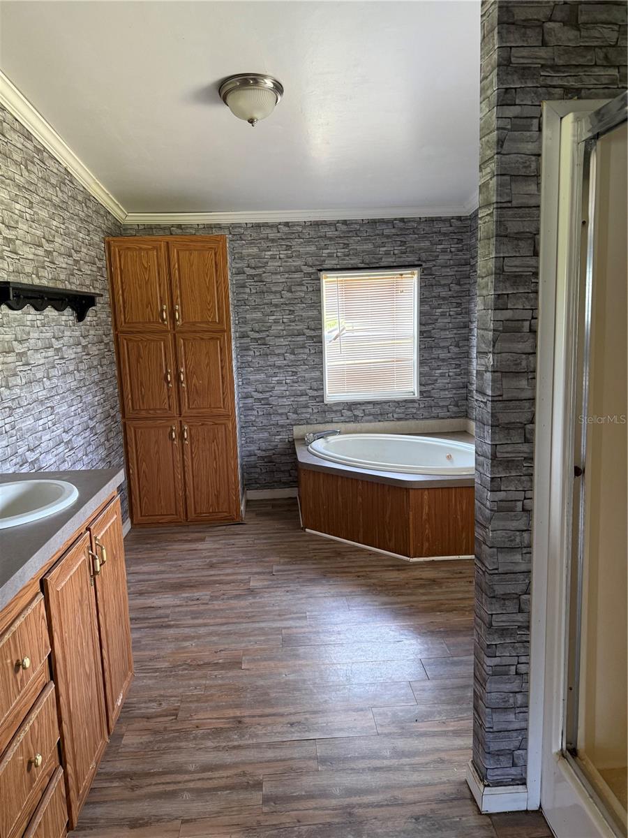 Image 11 of 39 For 11090 165th Terrace Road