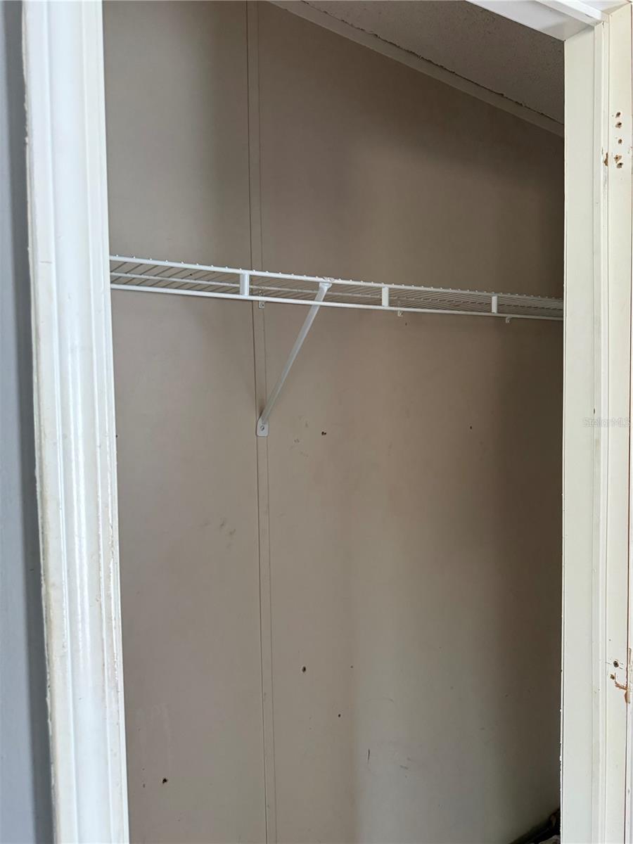 Image 15 of 39 For 11090 165th Terrace Road