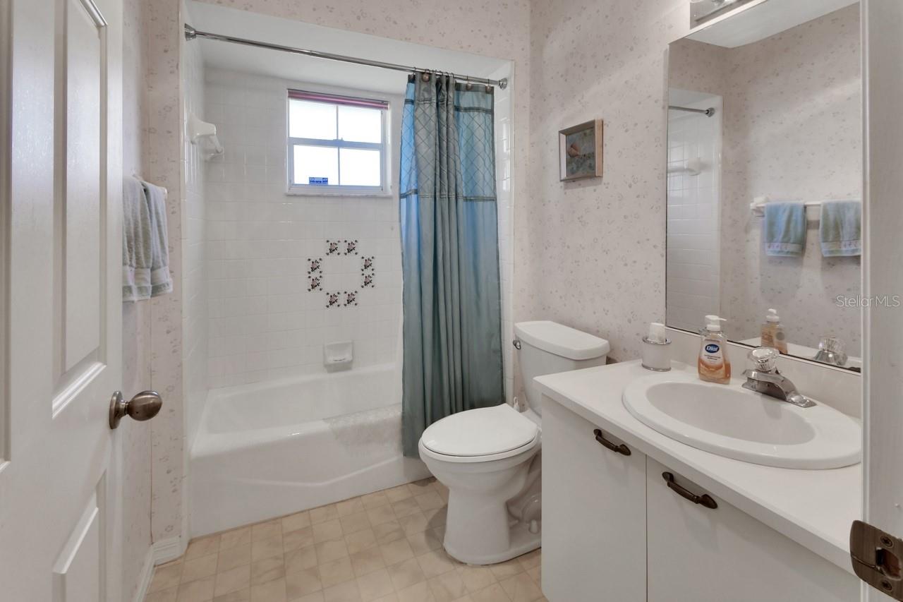 Image 15 of 24 For 2520 Glen Eagles Drive