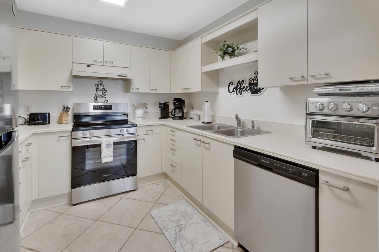 Image 9 of 24 For 2520 Glen Eagles Drive