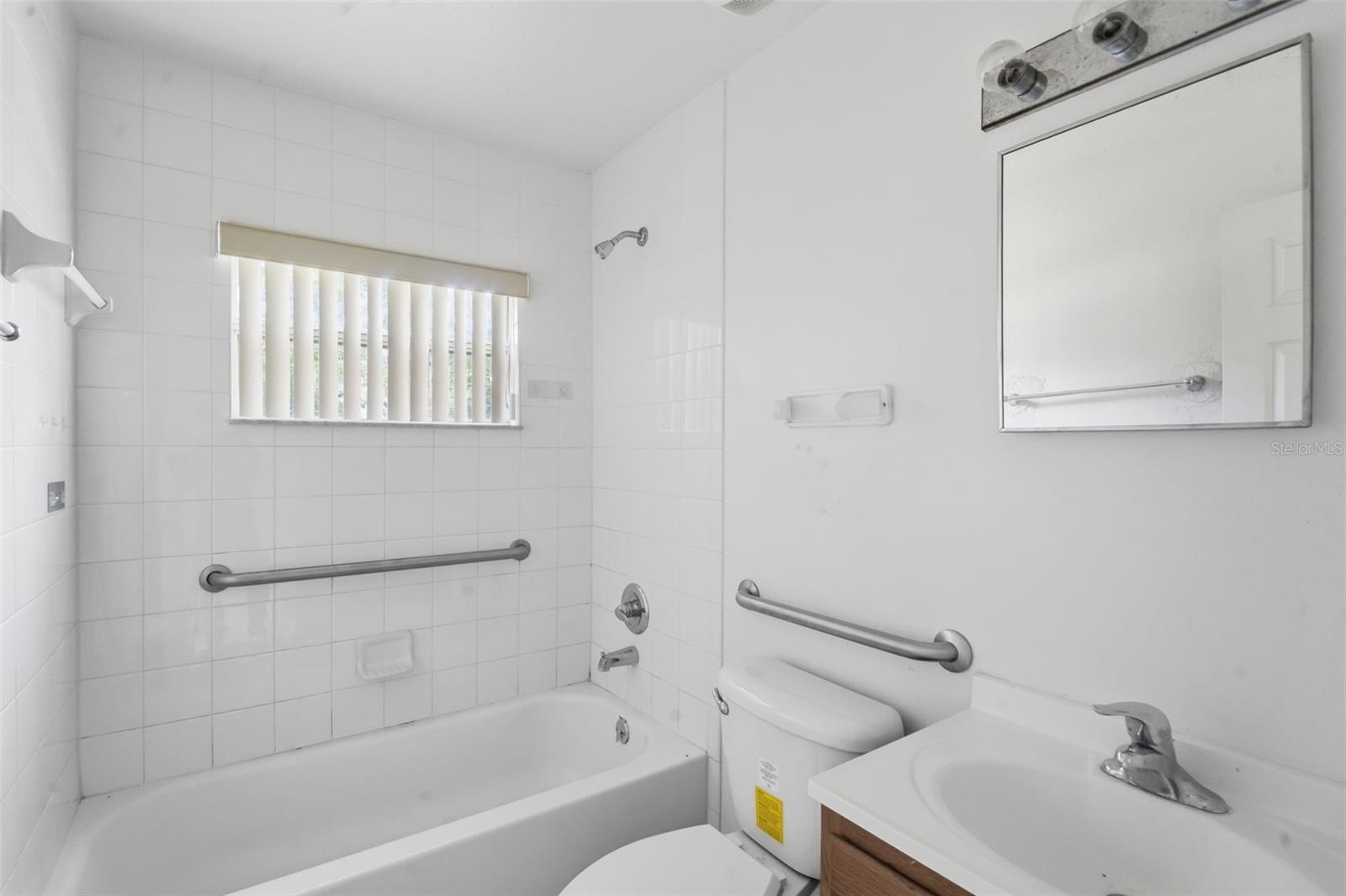 Image 18 of 25 For 806 Orange Avenue