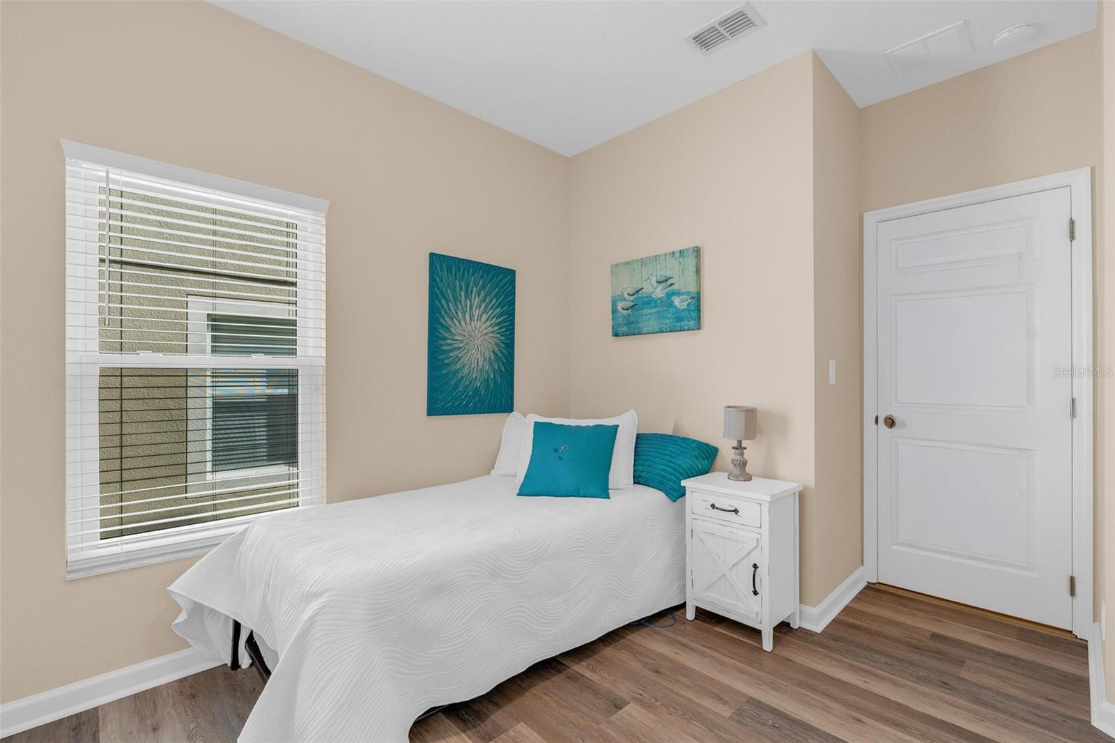 Image 16 of 57 For 105 Littleton Circle