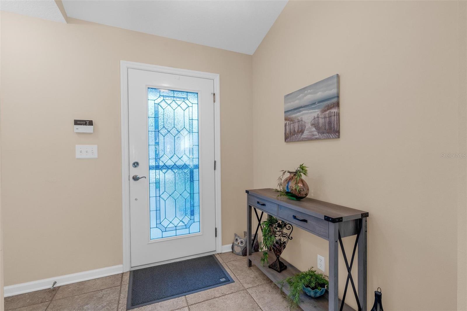 Image 4 of 57 For 105 Littleton Circle