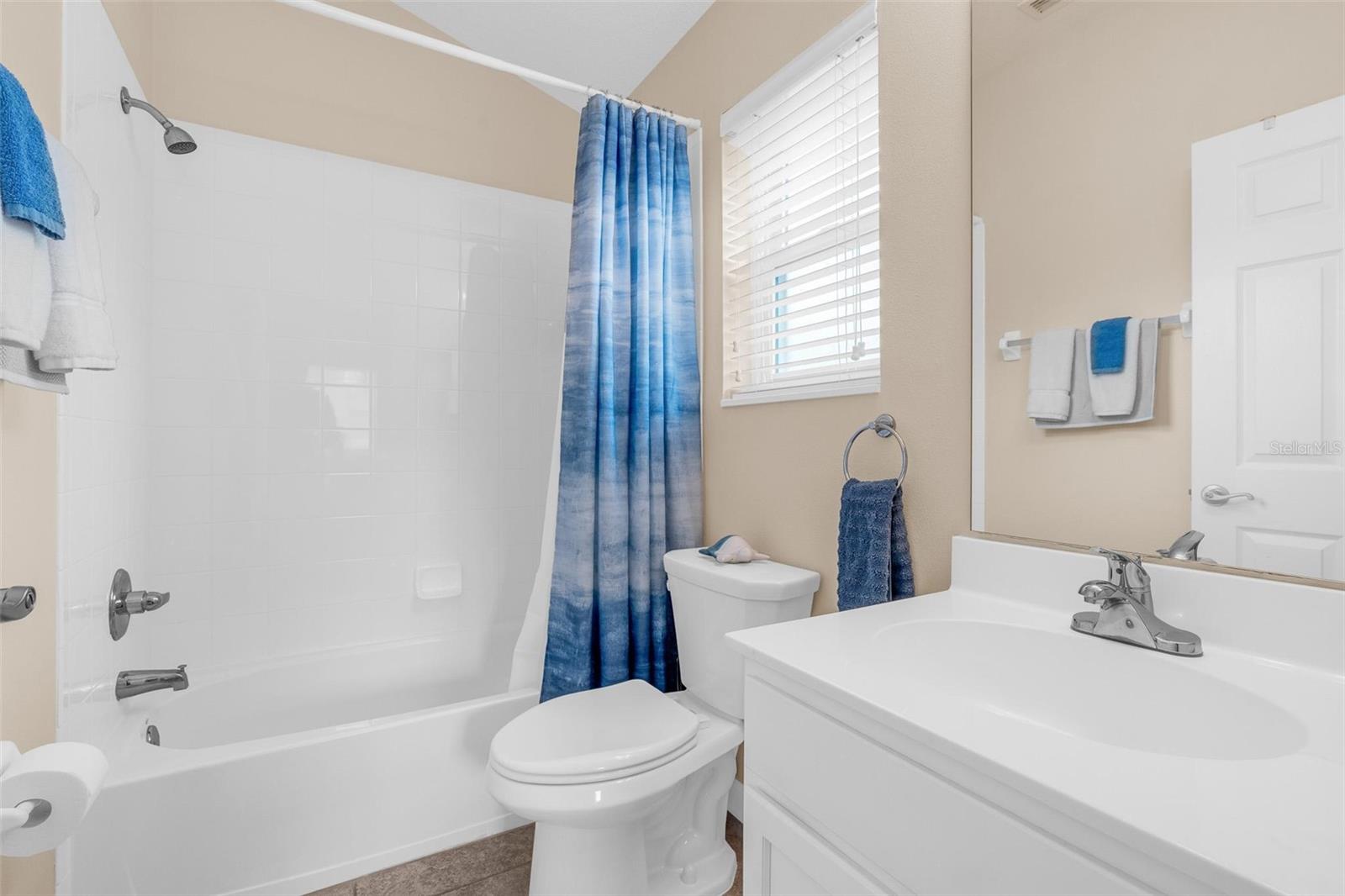 Image 9 of 57 For 105 Littleton Circle