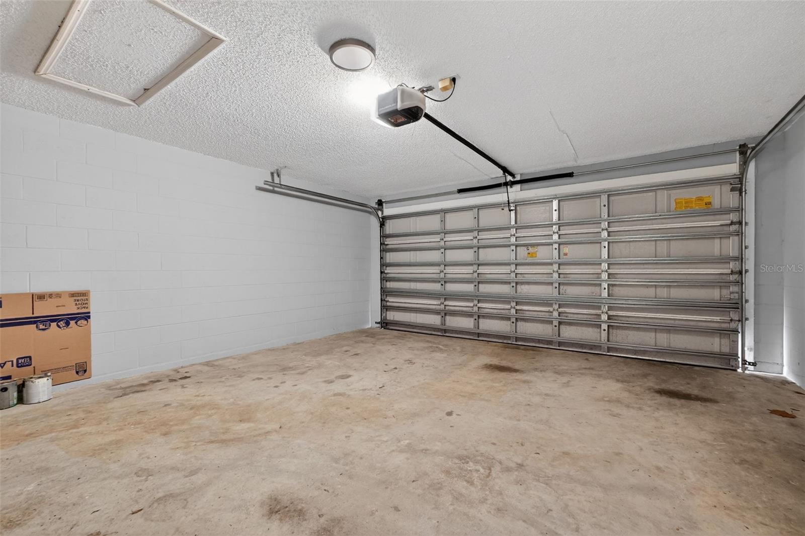 Image 26 of 32 For 3343 Caldwell Street