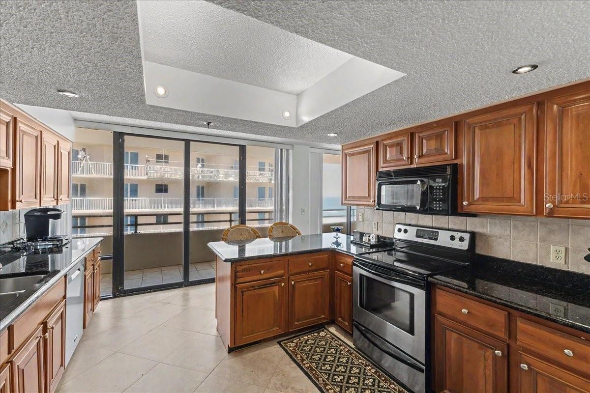 Image 22 of 41 For 3743 Atlantic Avenue 10b0