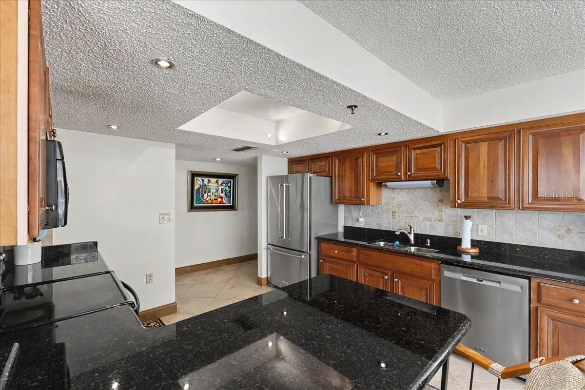 Image 26 of 41 For 3743 Atlantic Avenue 10b0