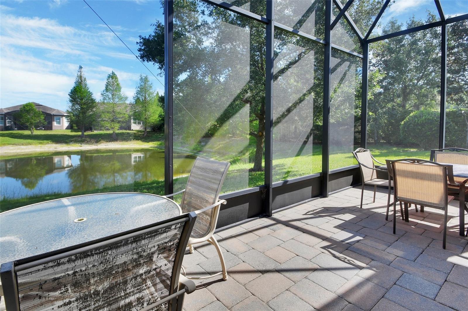 Image 28 of 46 For 423 Tisbury Court