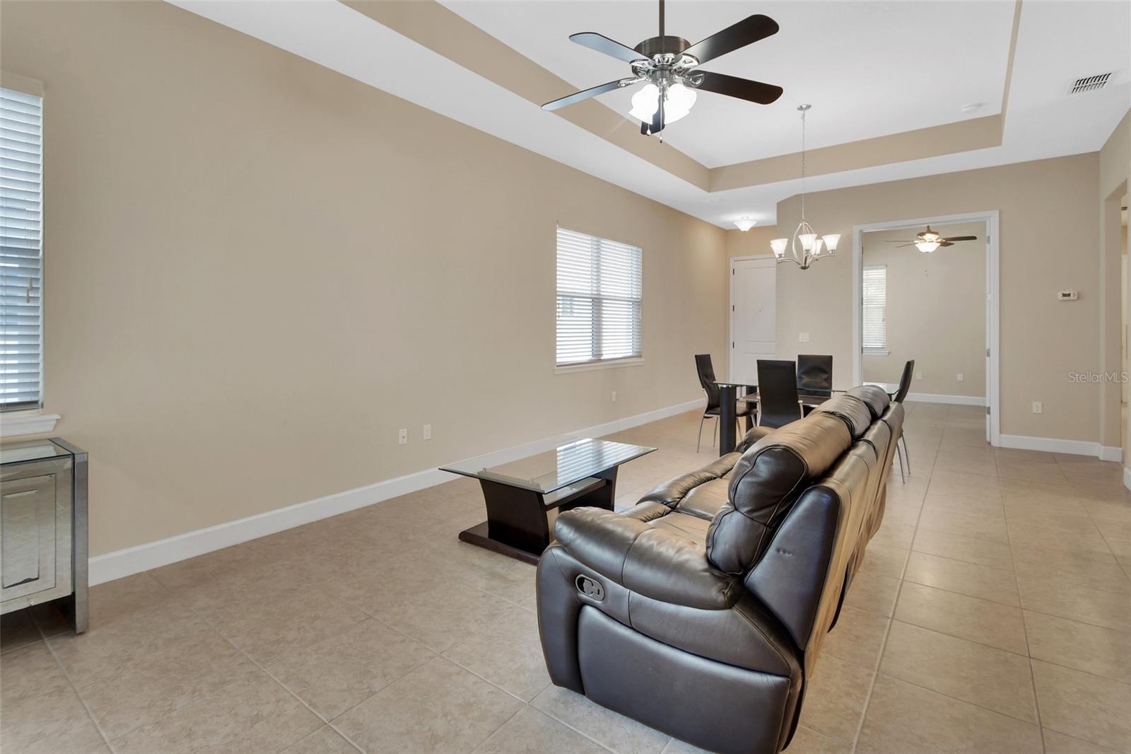 Image 4 of 46 For 423 Tisbury Court