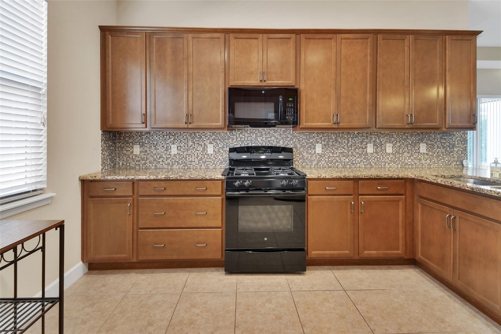 Image 9 of 46 For 423 Tisbury Court