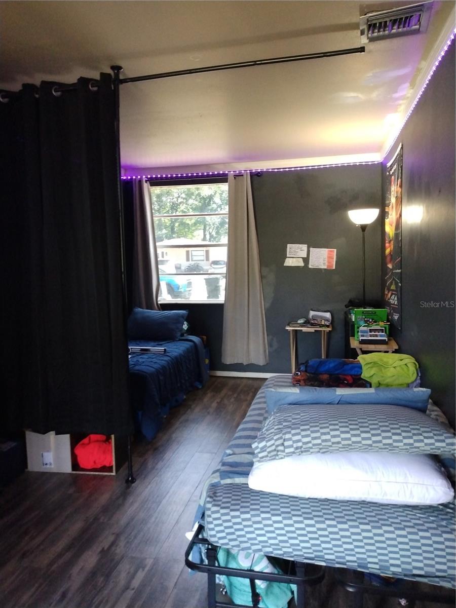 Image 12 of 17 For 25 Sandpiper Street