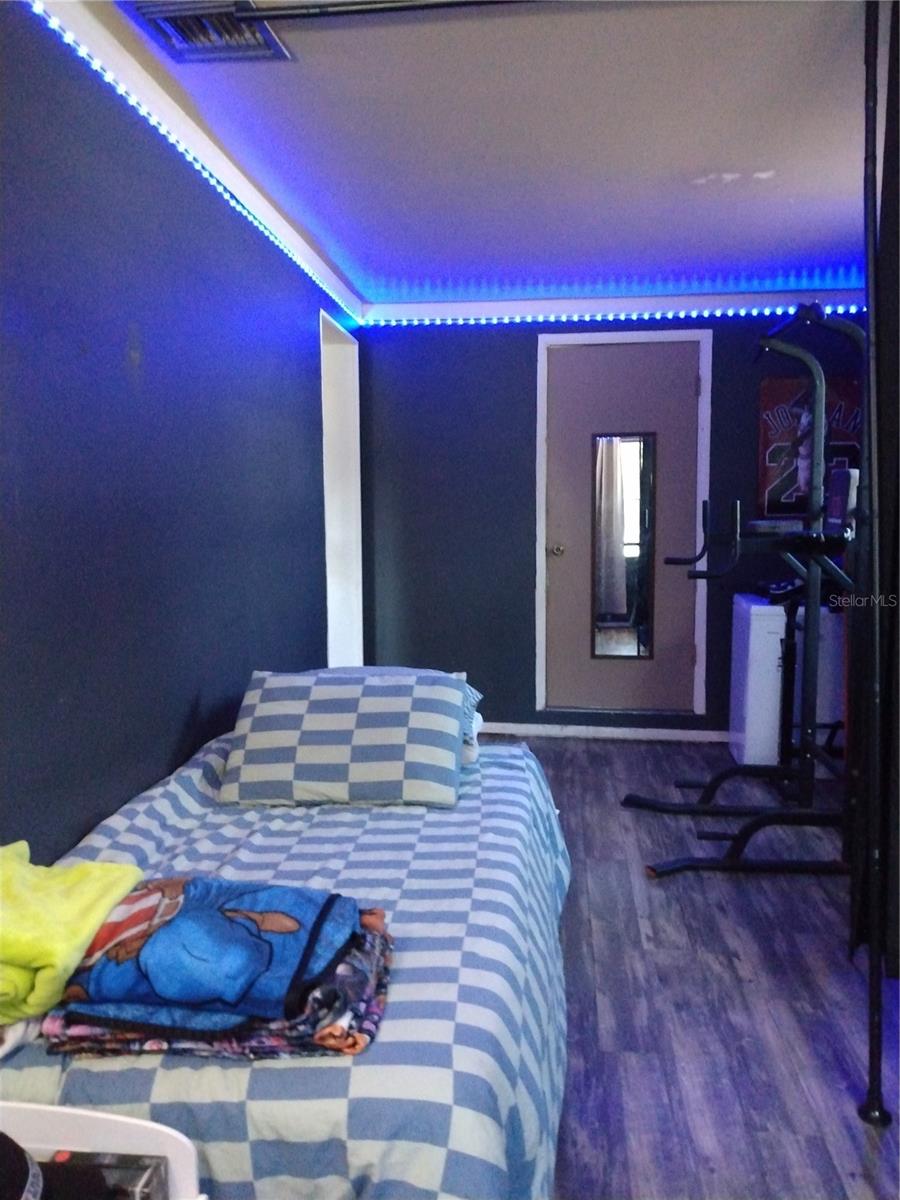 Image 14 of 17 For 25 Sandpiper Street