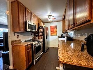 Image 6 of 17 For 25 Sandpiper Street