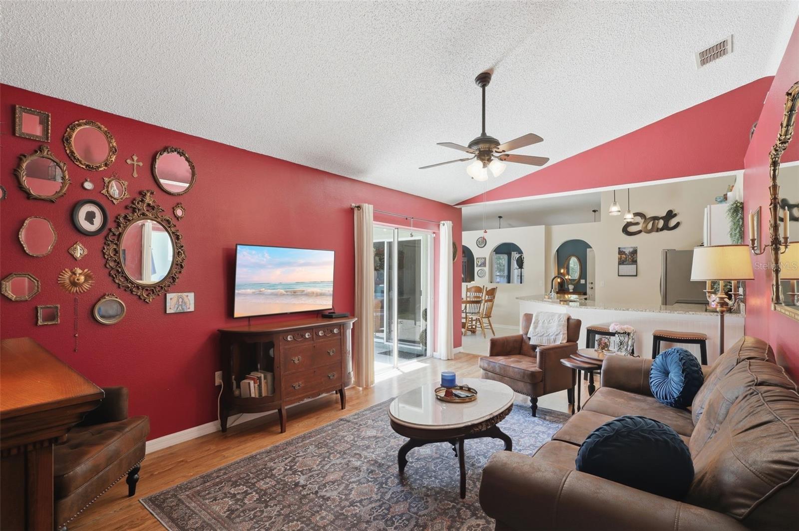 Image 33 of 45 For 923 Cascades Park Trail