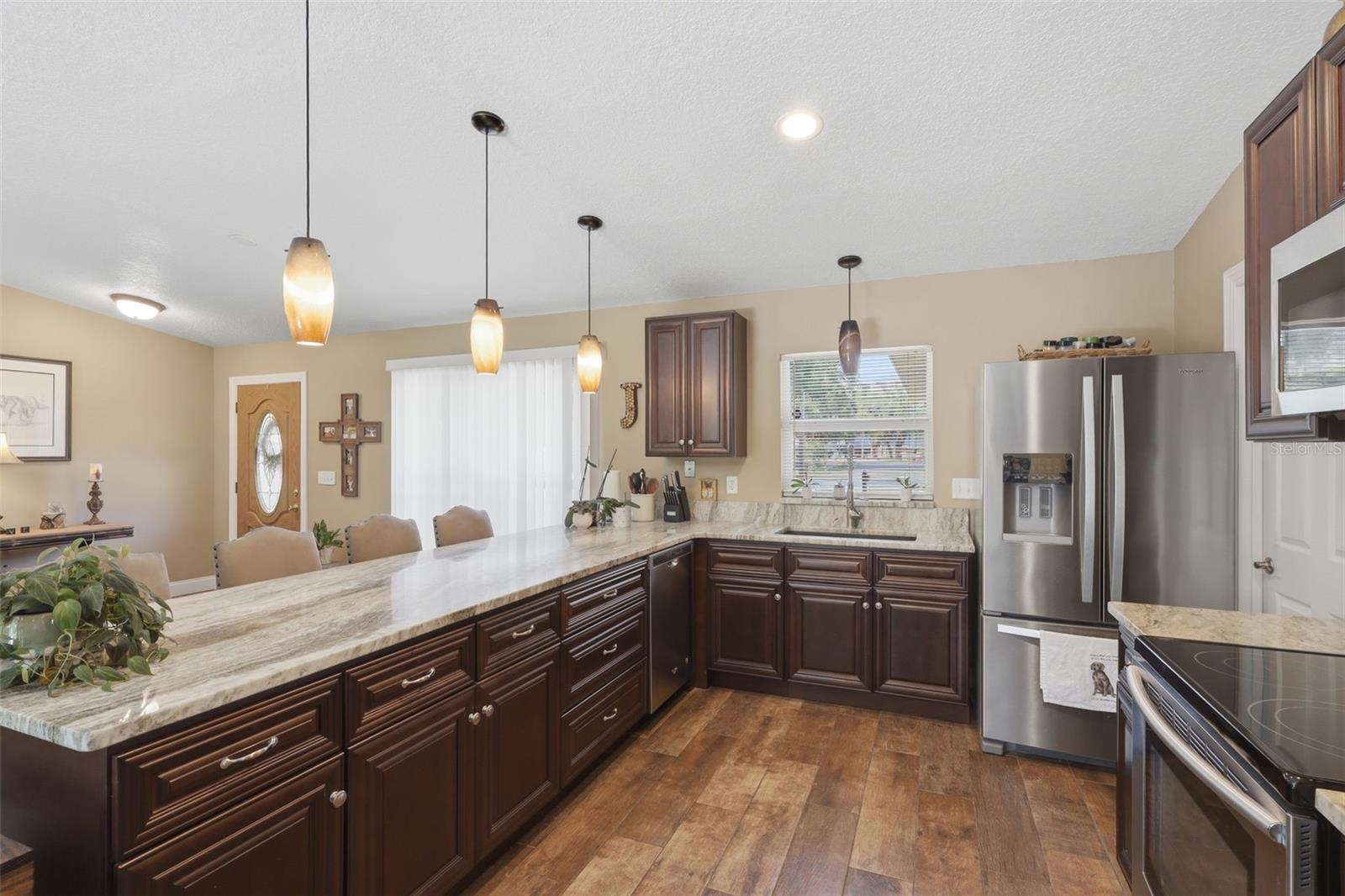 Image 4 of 42 For 103 Kaywood Drive