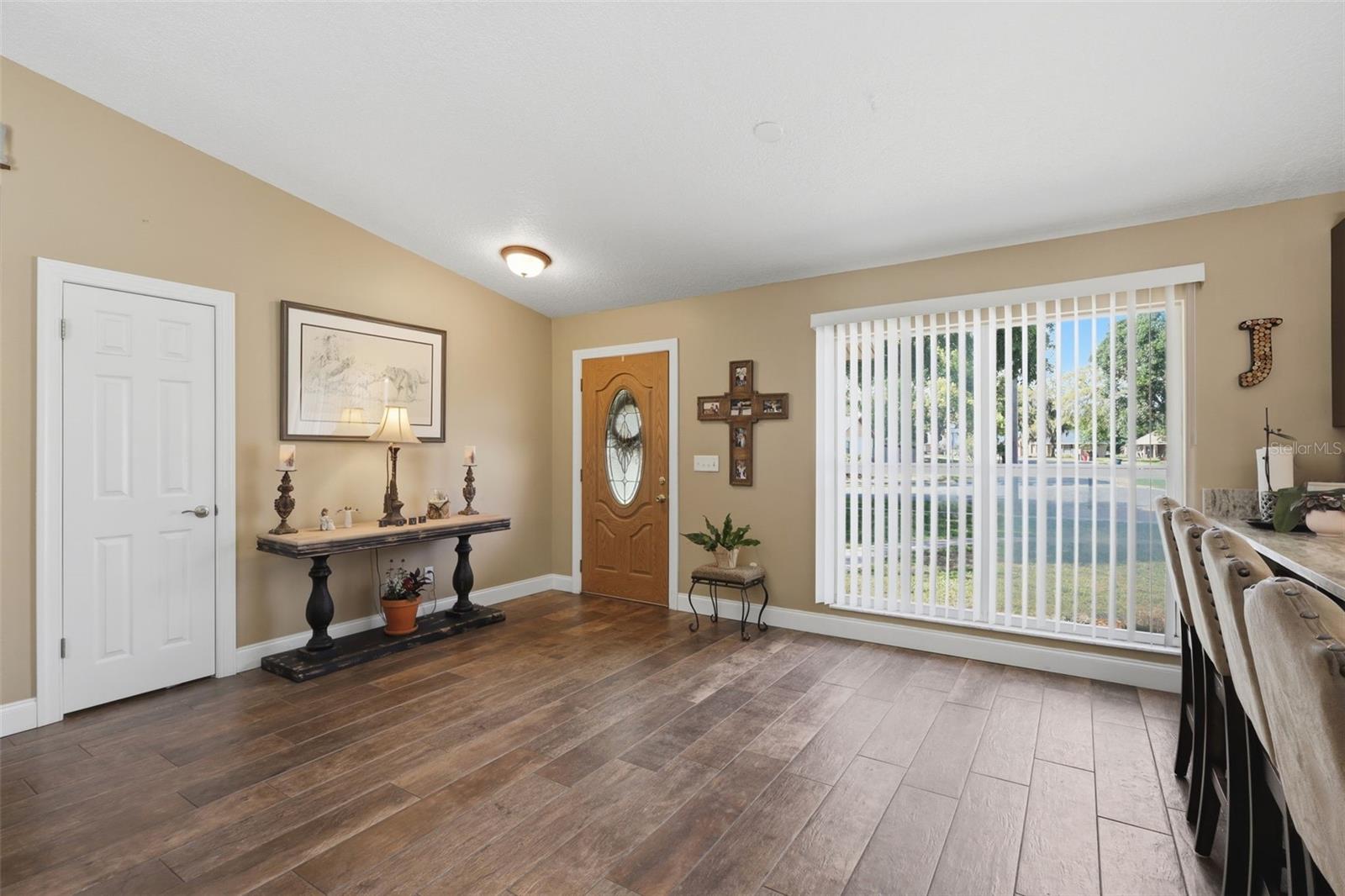 Image 5 of 42 For 103 Kaywood Drive