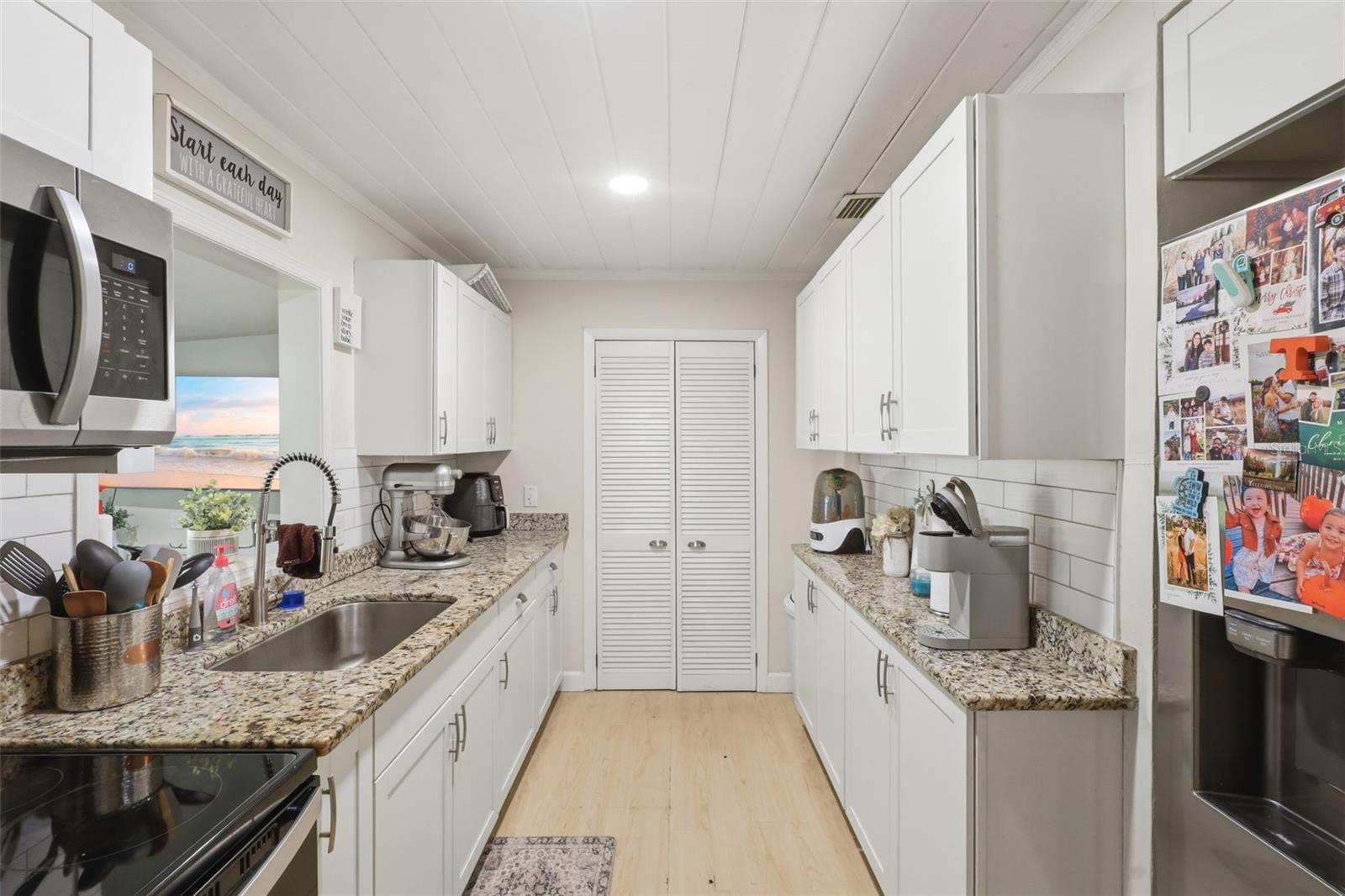 Image 13 of 46 For 112 Edwards Avenue