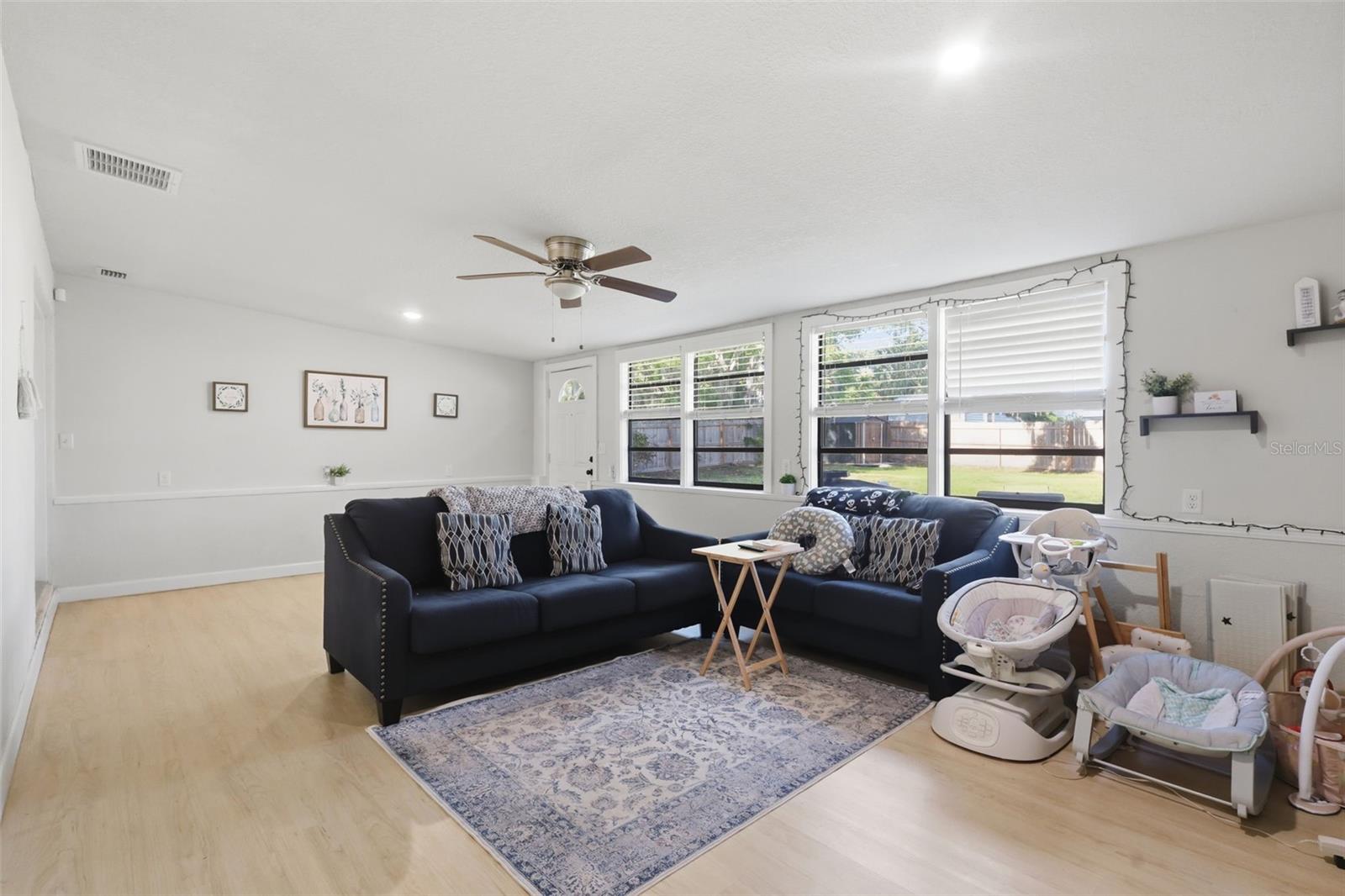 Image 24 of 46 For 112 Edwards Avenue