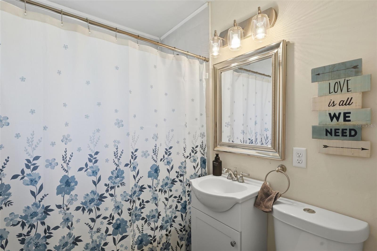 Image 30 of 46 For 112 Edwards Avenue