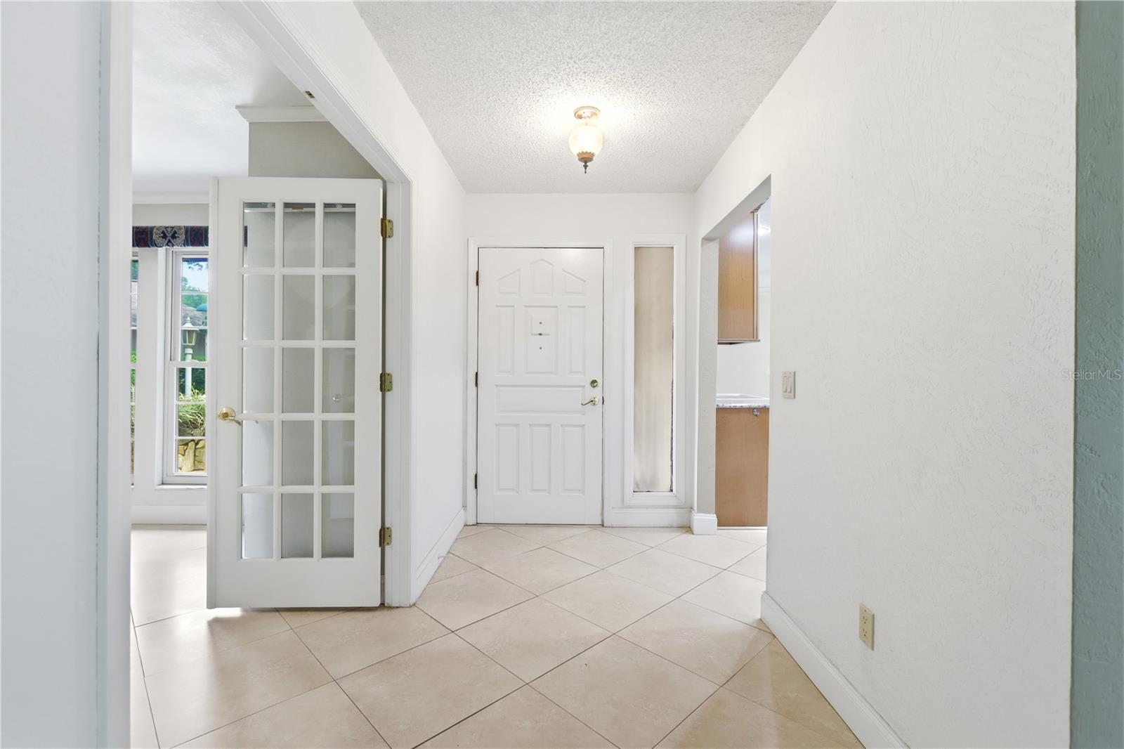 Image 14 of 37 For 32 Ramblewood Trail