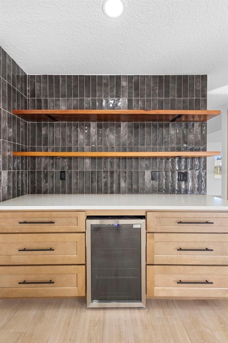 Image 26 of 39 For 1972 Vienna Avenue