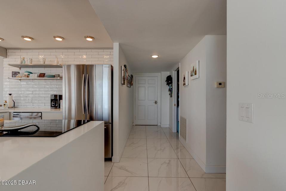 Image 11 of 45 For 2828 Atlantic Avenue 302