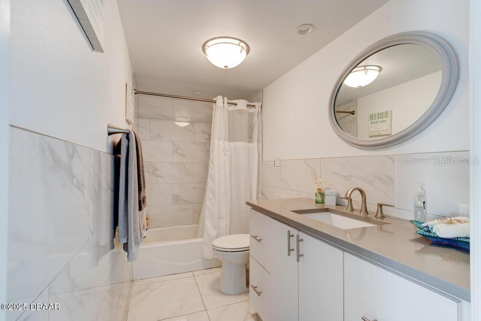 Image 22 of 45 For 2828 Atlantic Avenue 302