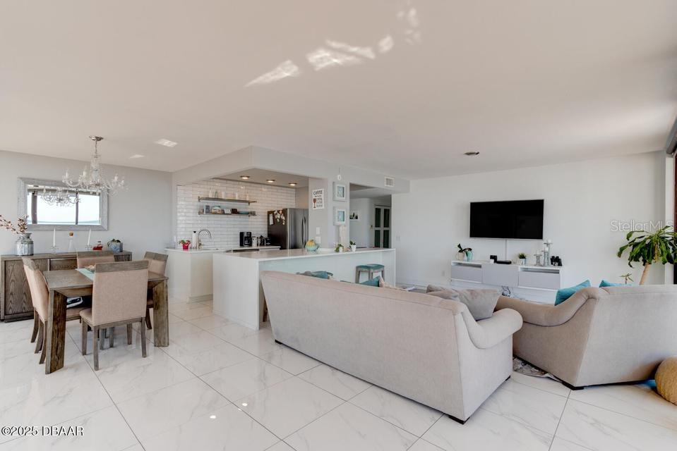 Image 5 of 45 For 2828 Atlantic Avenue 302