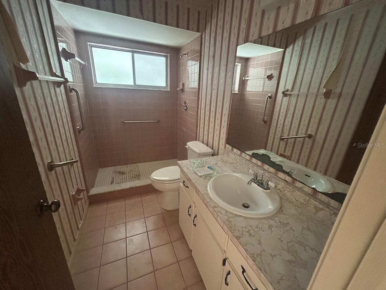 Image 13 of 15 For 2429 Albury Avenue