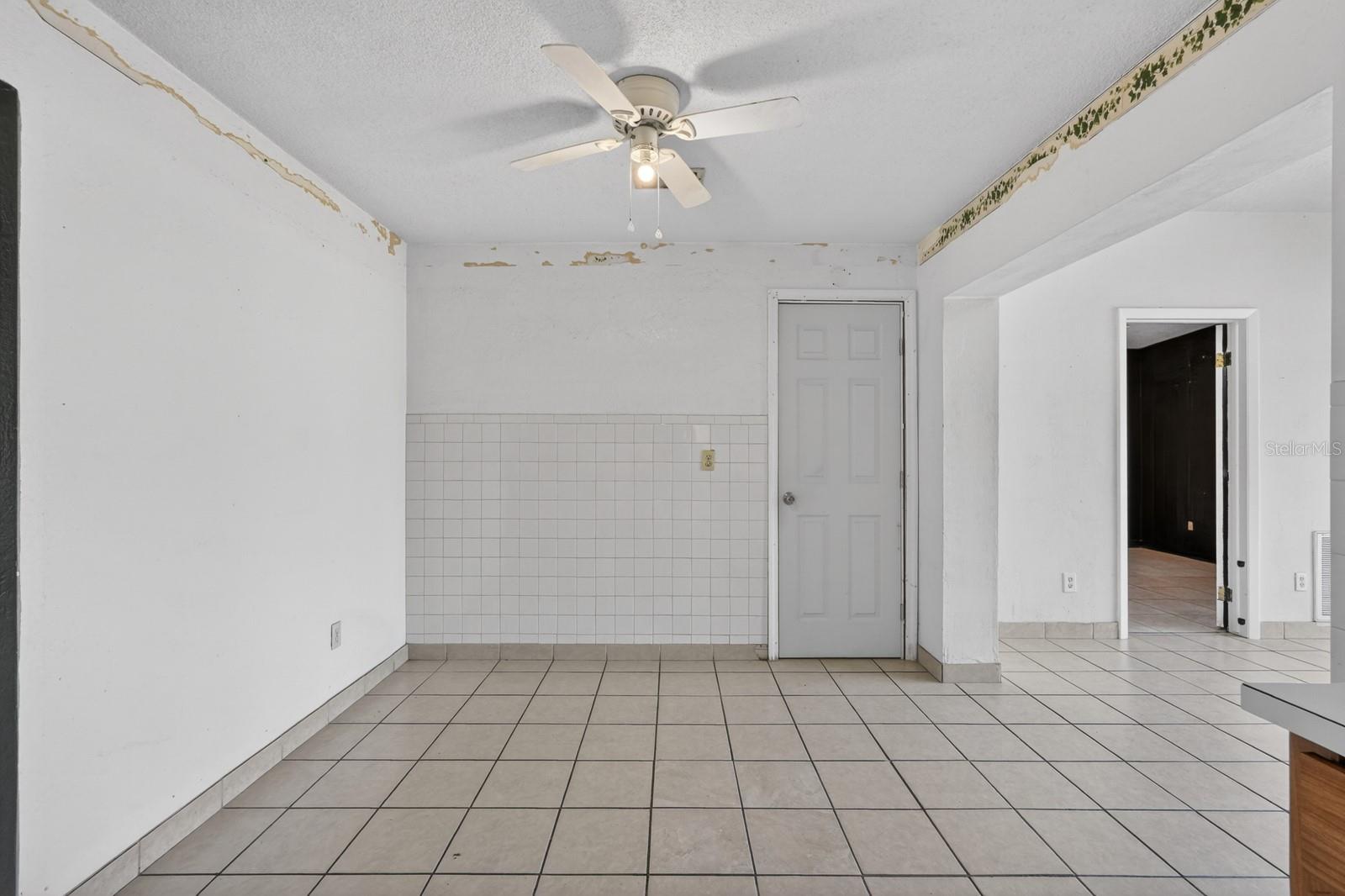 Image 14 of 46 For 612 Johnson Drive