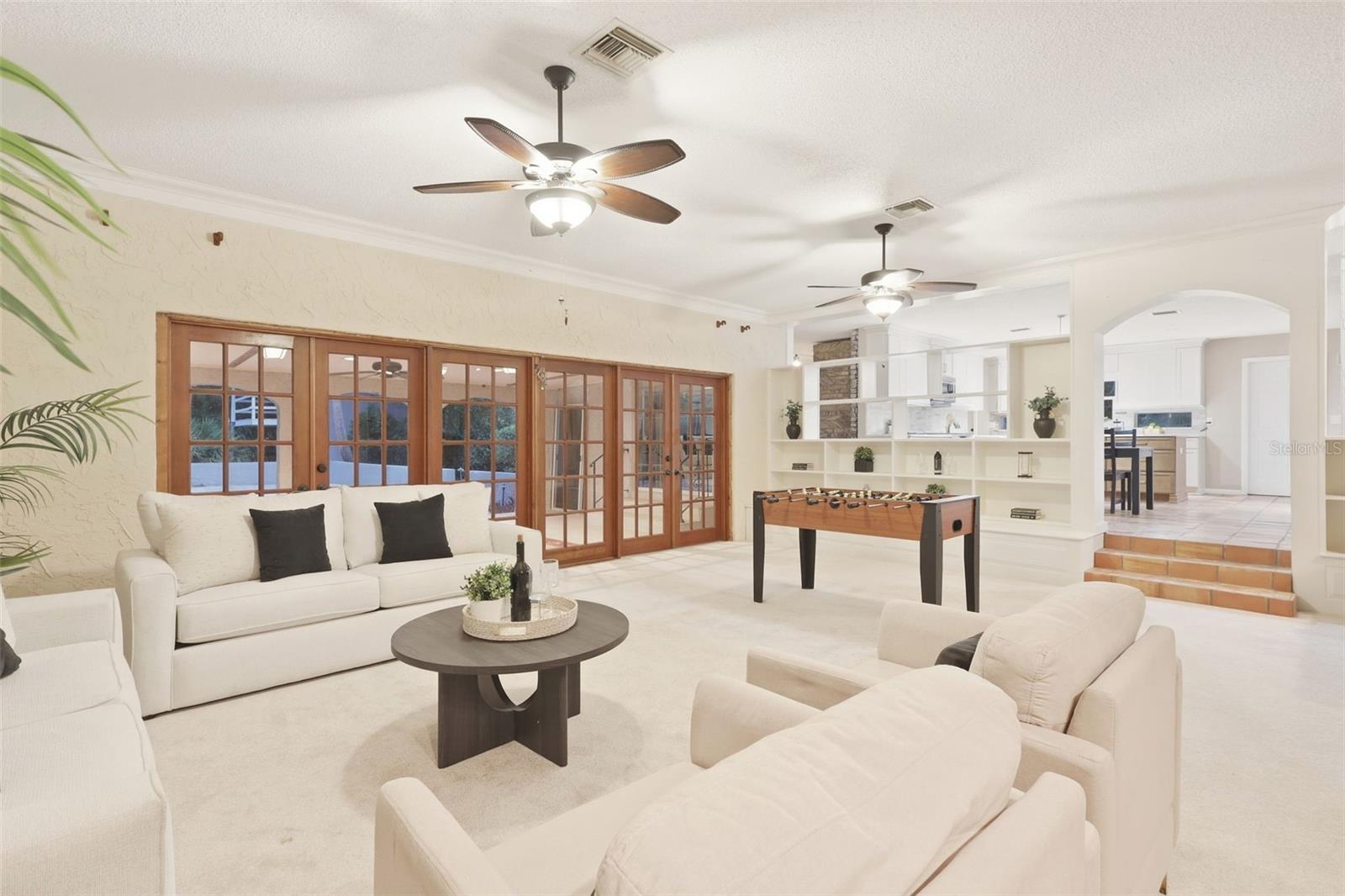 Image 12 of 60 For 1650 University Avenue