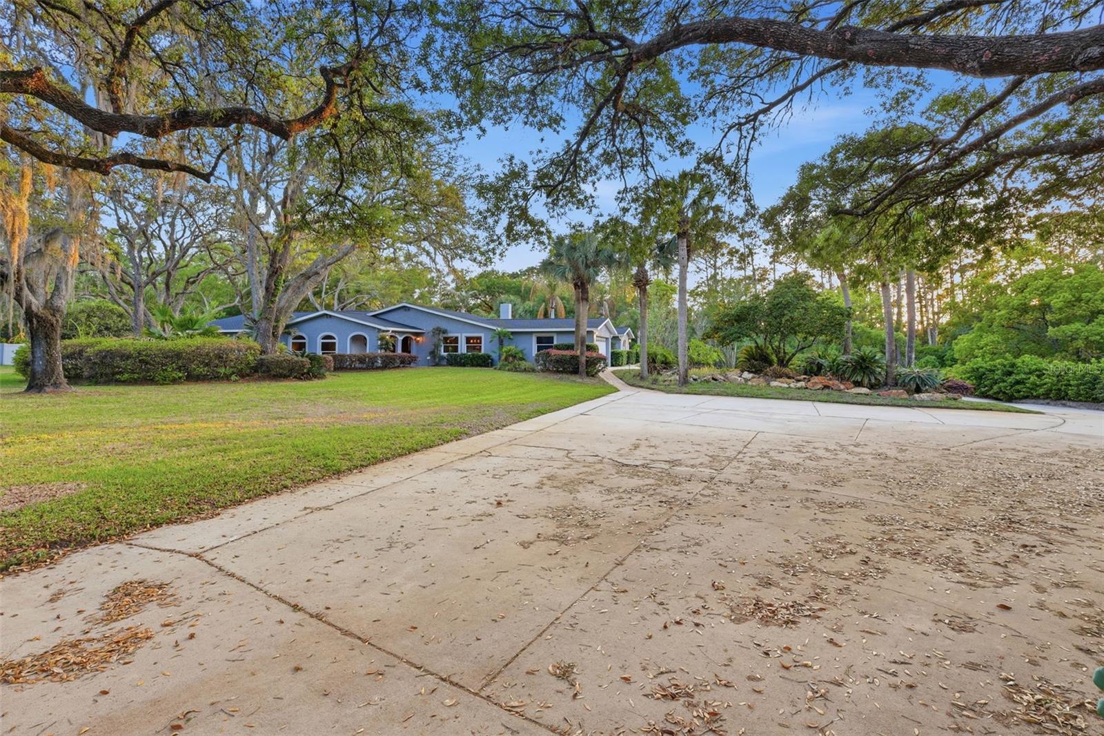 Image 19 of 60 For 1650 University Avenue