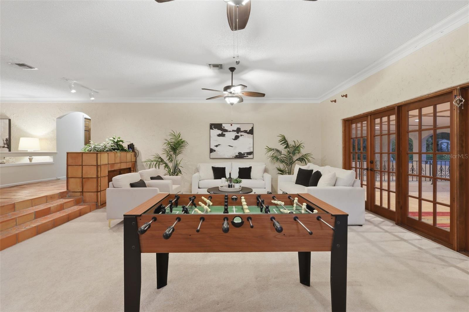 Image 36 of 60 For 1650 University Avenue