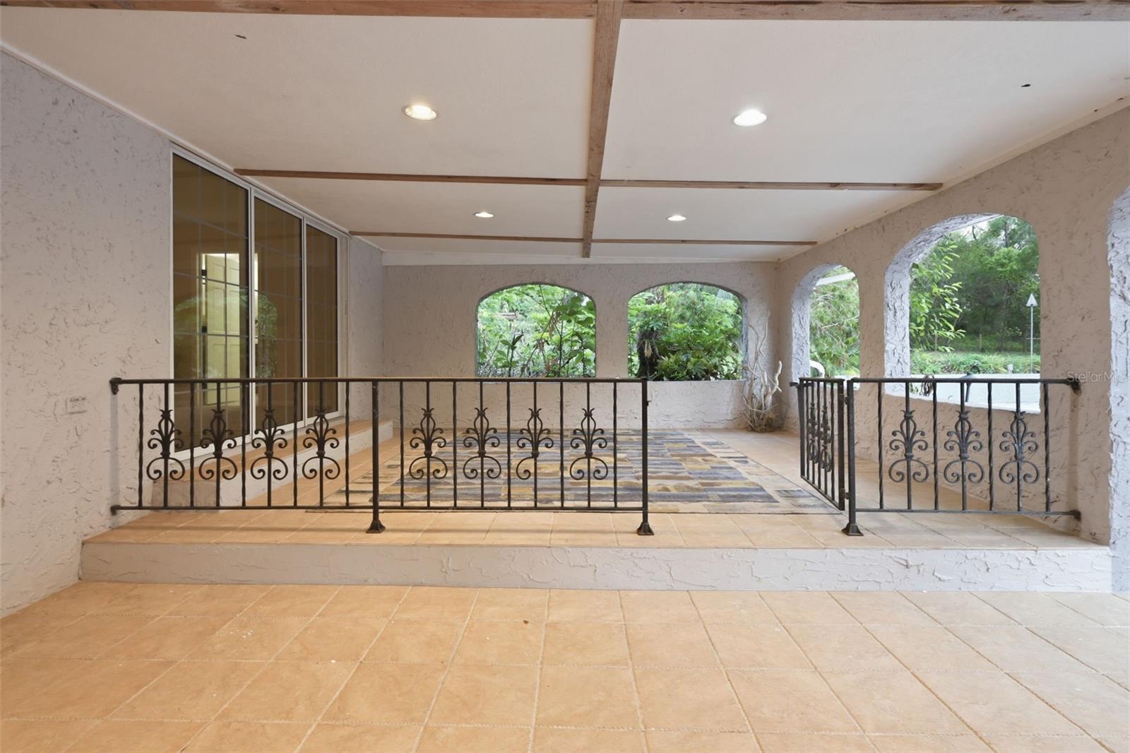 Image 42 of 60 For 1650 University Avenue