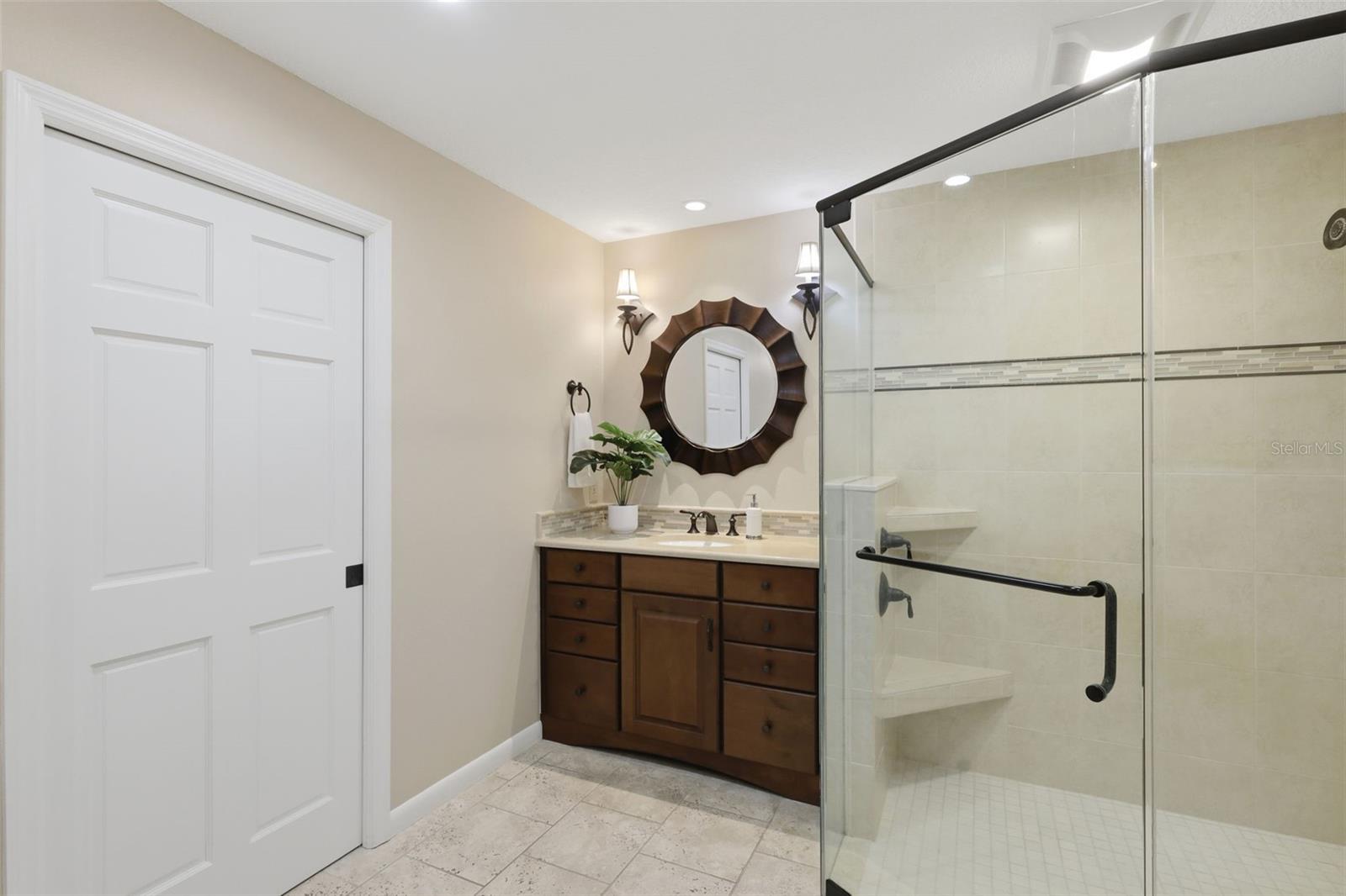 Image 54 of 60 For 1650 University Avenue