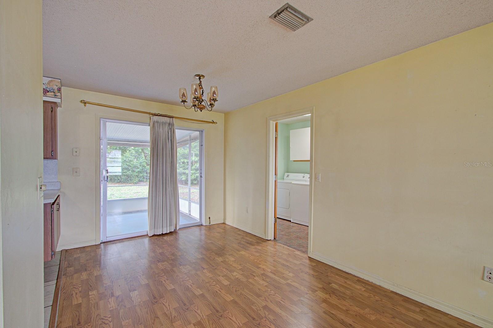 Image 22 of 22 For 720 Crestview Drive