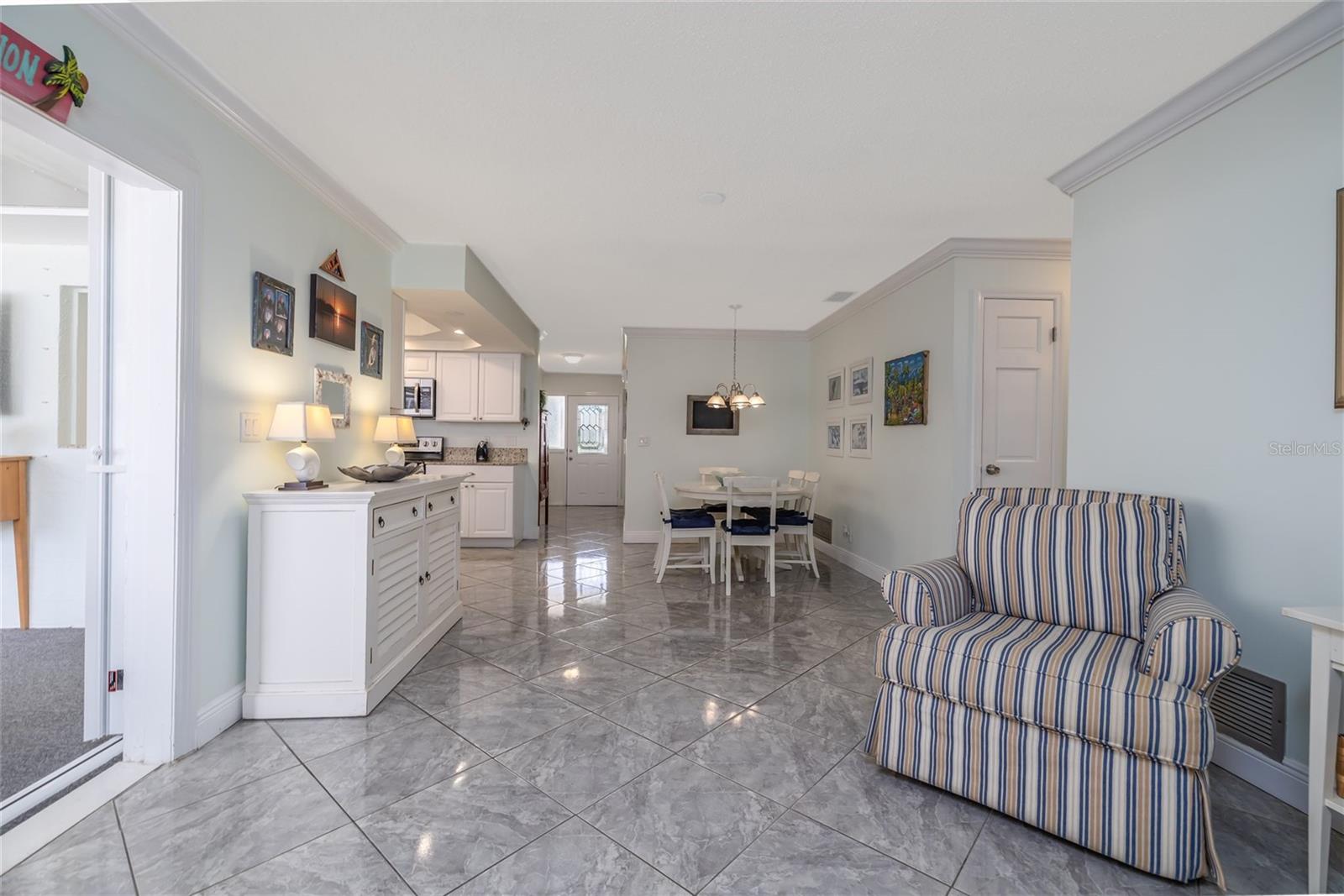 Image 16 of 41 For 2948 Lantern Drive