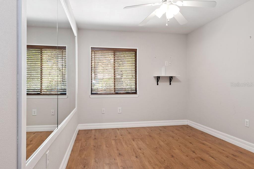 Image 11 of 20 For 1320 Trail By The Lake