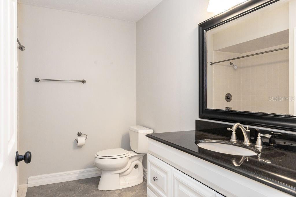 Image 15 of 20 For 1320 Trail By The Lake