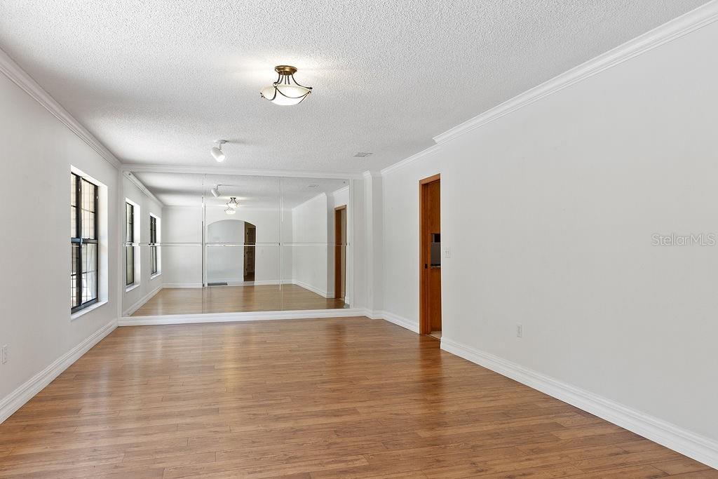 Image 5 of 20 For 1320 Trail By The Lake